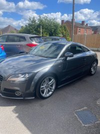 AUDI TT